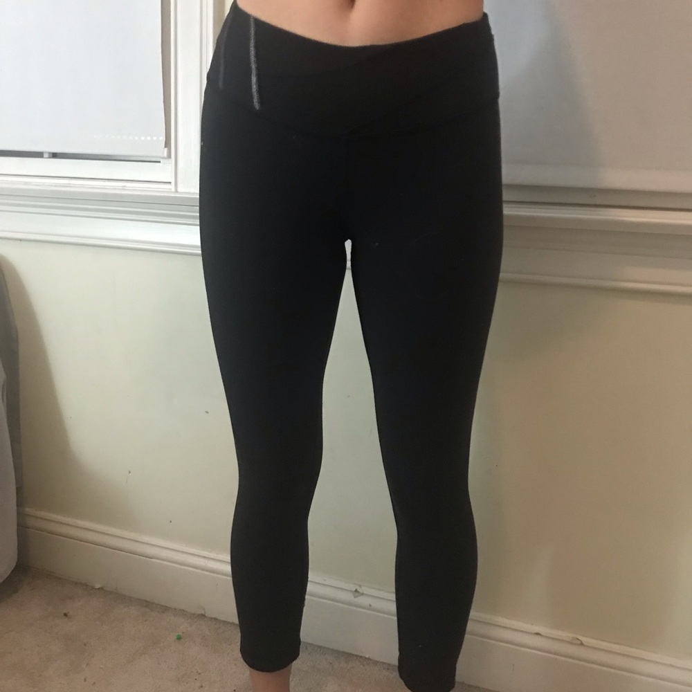 LULULEMON WUNDER UNDER CROP